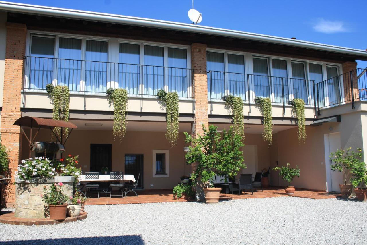 לינה וארוחת בוקר Passirano Cascina San Martino מראה חיצוני תמונה