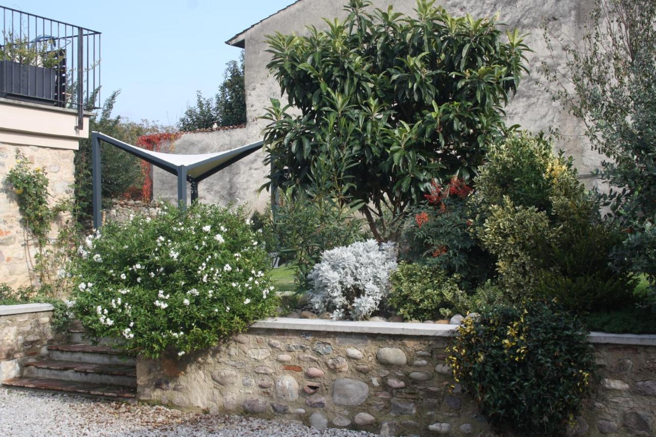 לינה וארוחת בוקר Passirano Cascina San Martino מראה חיצוני תמונה