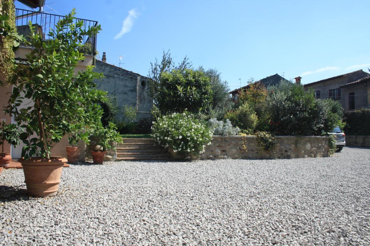 לינה וארוחת בוקר Passirano Cascina San Martino מראה חיצוני תמונה