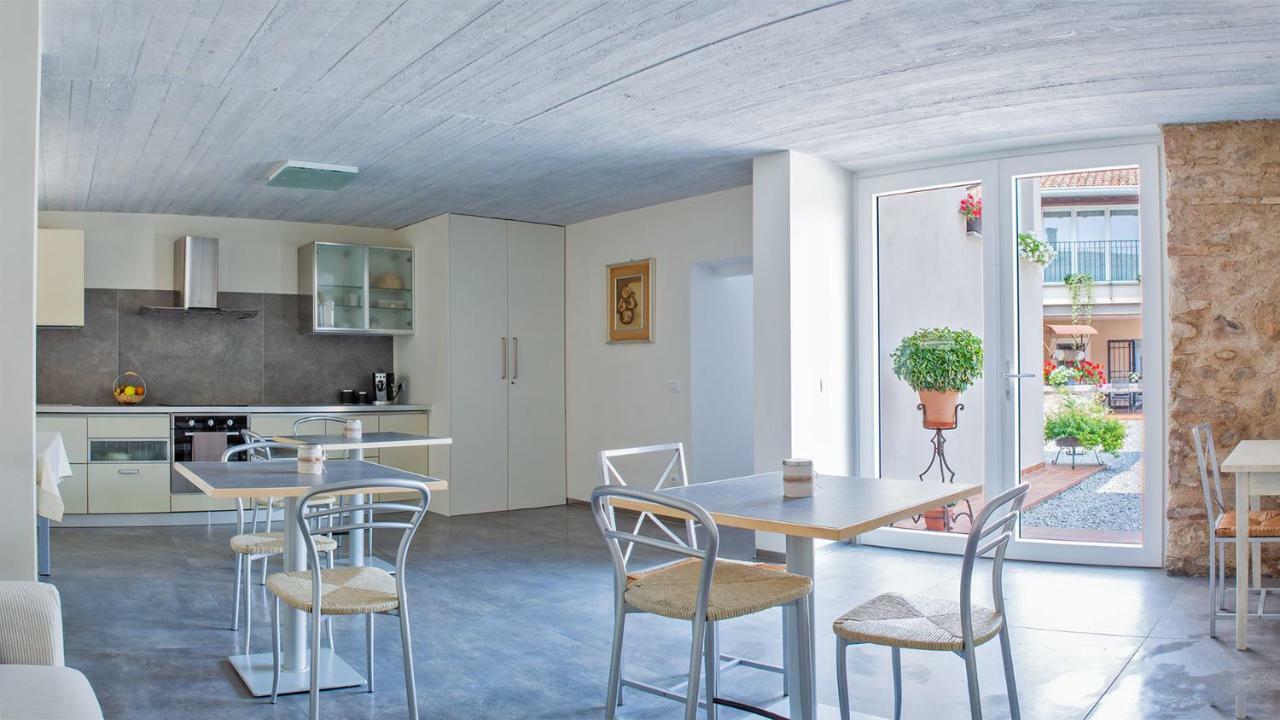 לינה וארוחת בוקר Passirano Cascina San Martino מראה חיצוני תמונה